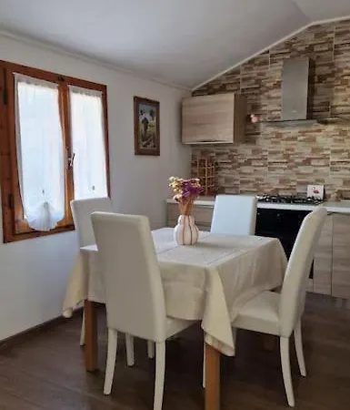 Casa Dolci Casa شقة مونتيكاتيني تيرمي